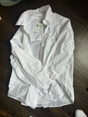 Abercrombie & Fitch White Relaxed Button-Up Shirt